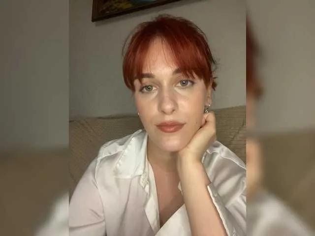 AfinaFrance on BongaCams
