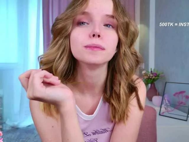 b4by-lol1 on BongaCams