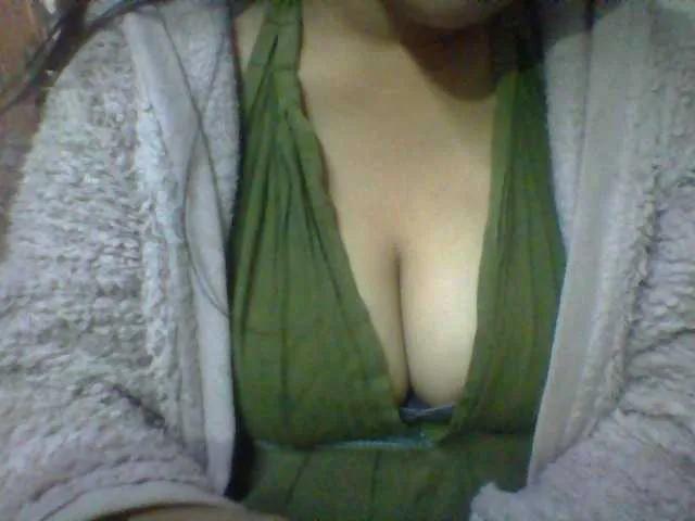 babyhornyx on BongaCams