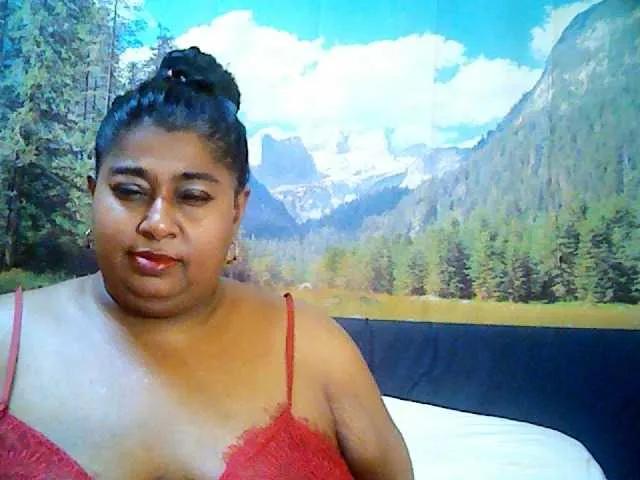 indianhoney on BongaCams 