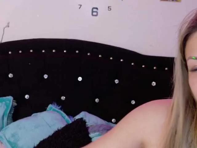 Ivypoison10 on BongaCams