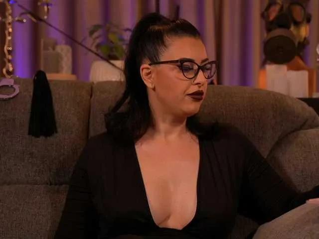 KellyKent on BongaCams