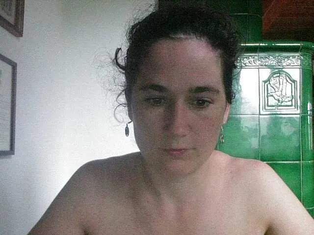 LatishaWhite on BongaCams
