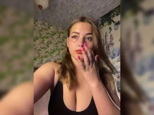 little-devil on BongaCams
