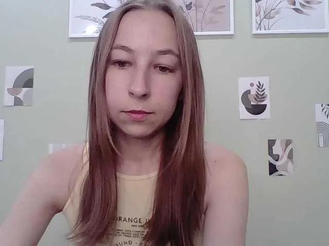 LunaBlaze on BongaCams