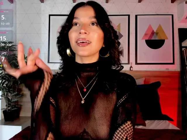 LunaRuso on BongaCams