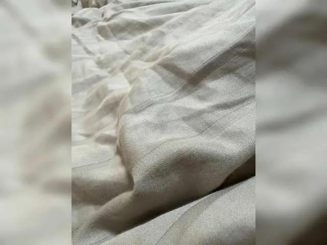 Miranouri20 on BongaCams