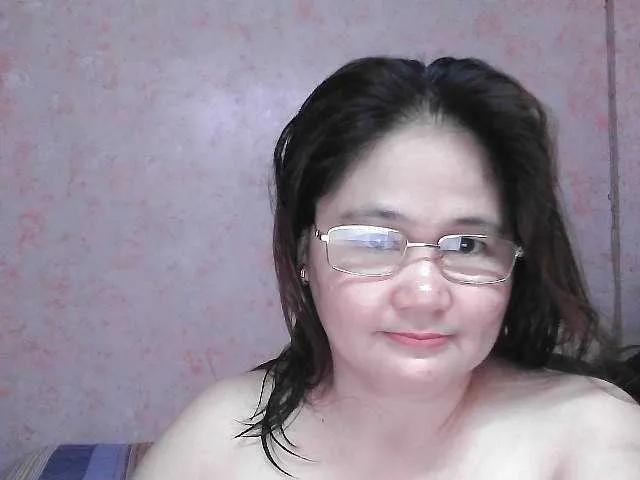 NICEtitspinay on BongaCams