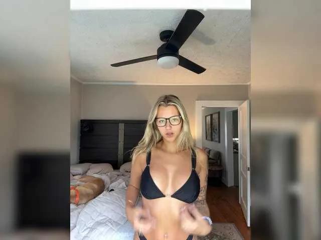 playwithdakota on BongaCams