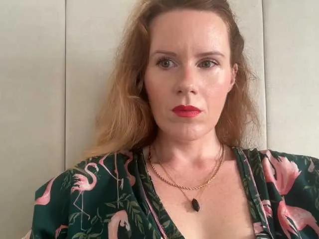 REDHEADROSIE on BongaCams