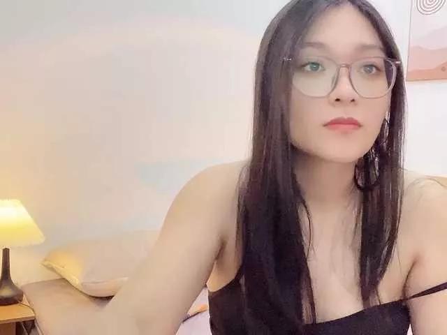 Selena295 on BongaCams 