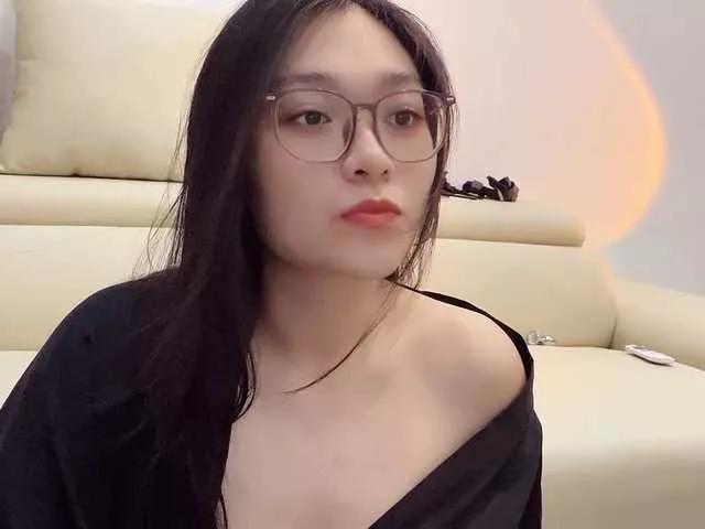 Selena295 on BongaCams 