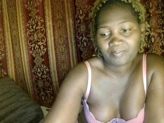 Sexxy-pretty24 on BongaCams 