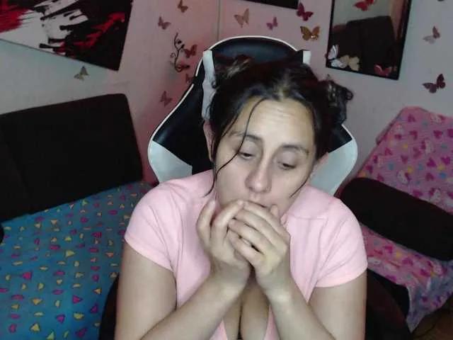 SophiaaVega on BongaCams