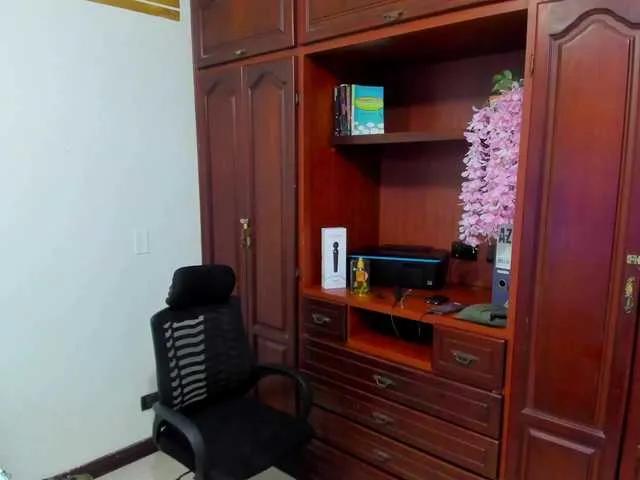 ValkiriaContee on BongaCams