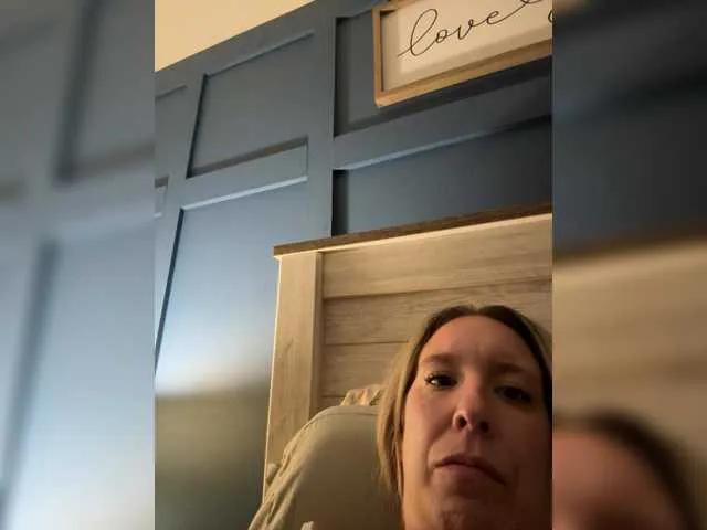 YourGurlFire1 on BongaCams