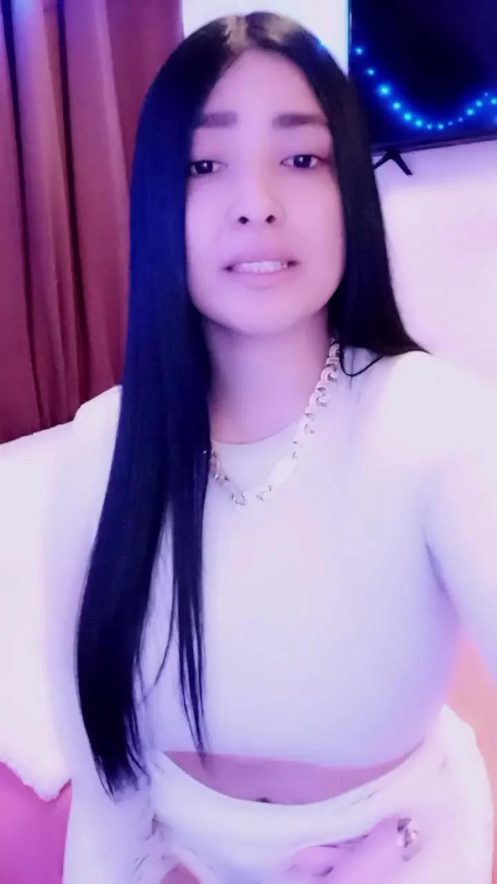 Bebeciitaaa on Cam4 