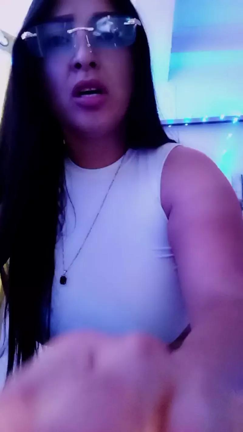 Bebeciitaaa on Cam4 
