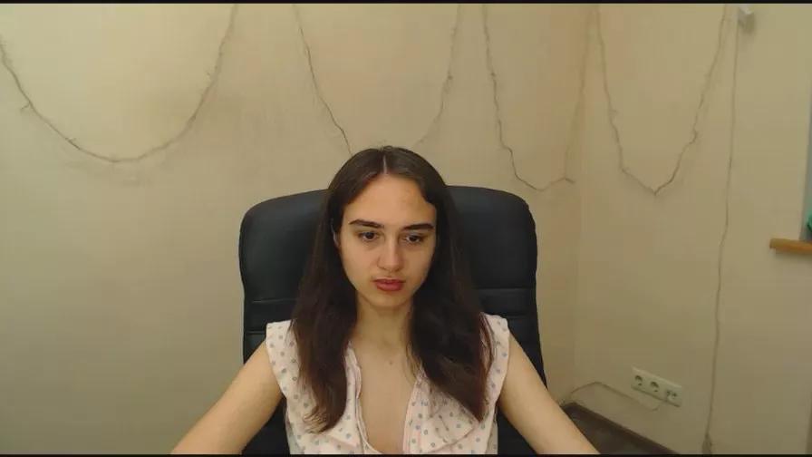 gemma_arterton on Cam4 