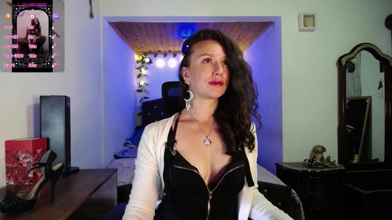indigo_wild on Cam4 
