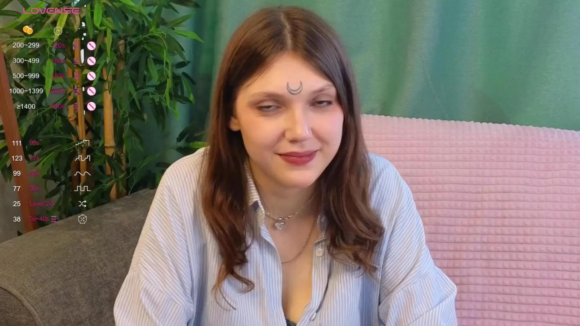 ZaraGrandon on Cam4 