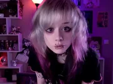 _lollyshy_ on Chaturbate