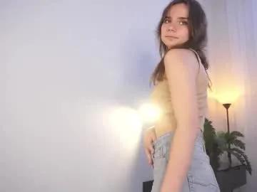 annemenuey on Chaturbate