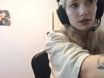 annitaeschen on Chaturbate