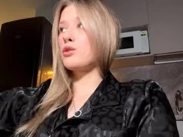 bella_sting on Chaturbate