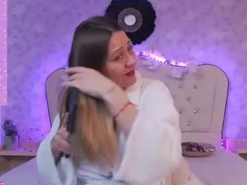 ellamilf on Chaturbate 