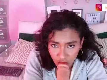 emaa_thai on Chaturbate