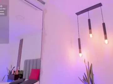 emely_deluxe on Chaturbate 