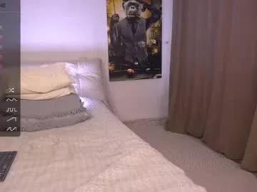 evelina_fox on Chaturbate 