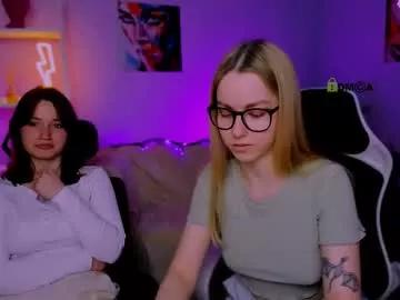 helli_belli on Chaturbate 