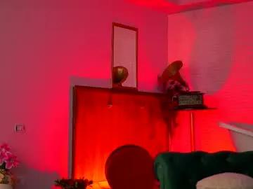 lilomahe on Chaturbate 