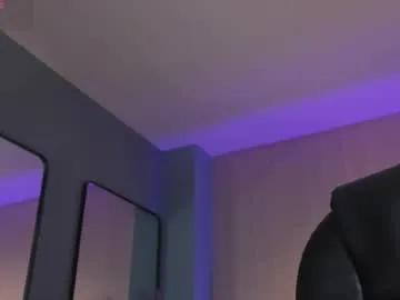 mararicci on Chaturbate 