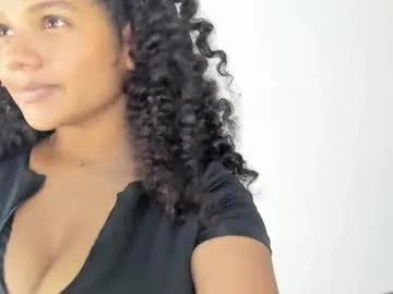 ninacollinss1 on Chaturbate