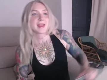 tattoobbgirl on Chaturbate 