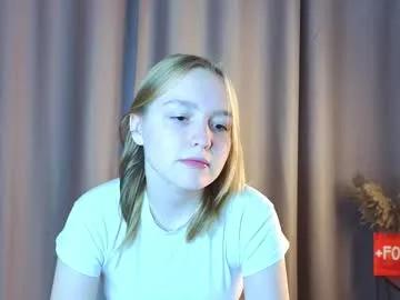 yangsperanza — ^**^ #new and really #shy but super #cute  || GOAL:   Let's flash my ass in panties?   || #blonde #young [0 tokens remaining]