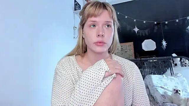 _CuteAsFuck_ — topless <3