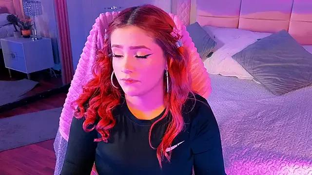 AlanaOdison on StripChat 