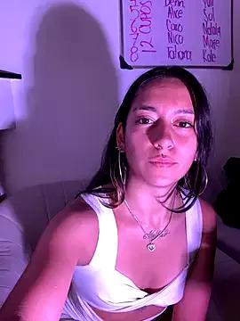 Alaska_euphoria on StripChat 