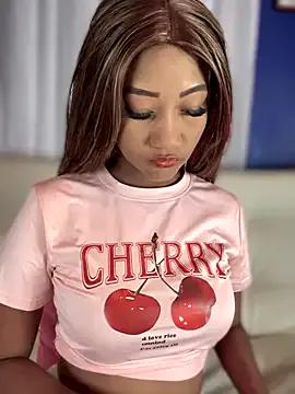 AleezaFrench on StripChat