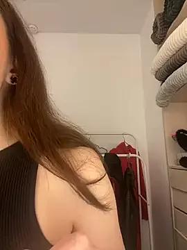 AnaWest on StripChat 