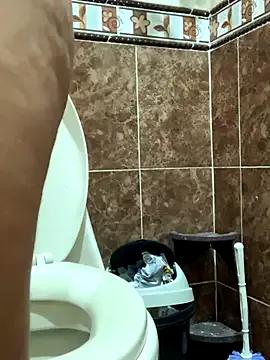 AriannaHot__ on StripChat 