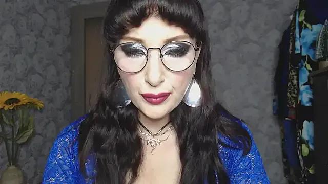 Aziza1 on StripChat 