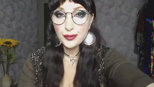 Aziza1 on StripChat 