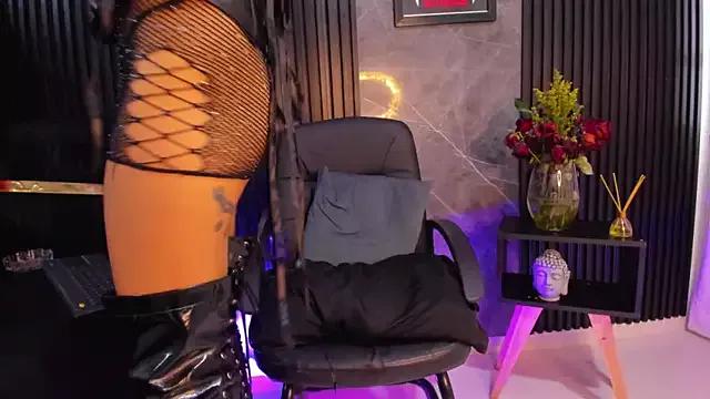 BambiiQueen on StripChat 