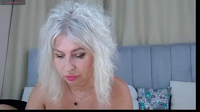 Barbie_Blond_ on StripChat 