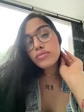 Bella__Wood on StripChat 